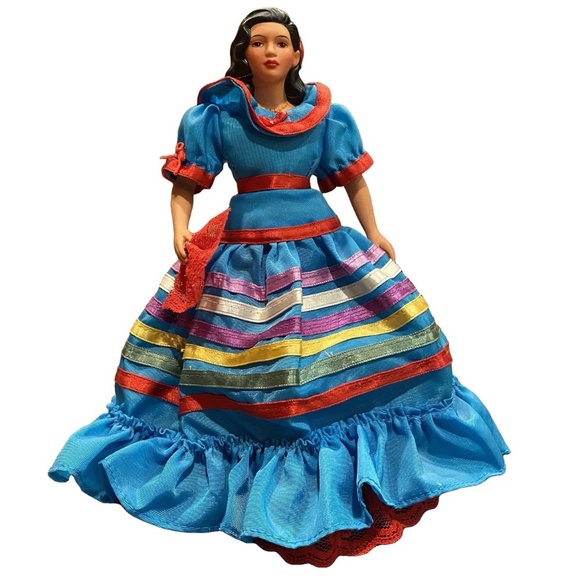 Vintage 1990 AVON Lupita from Mexico International Porcelain Doll Collection 8" - Picture 1 of 11